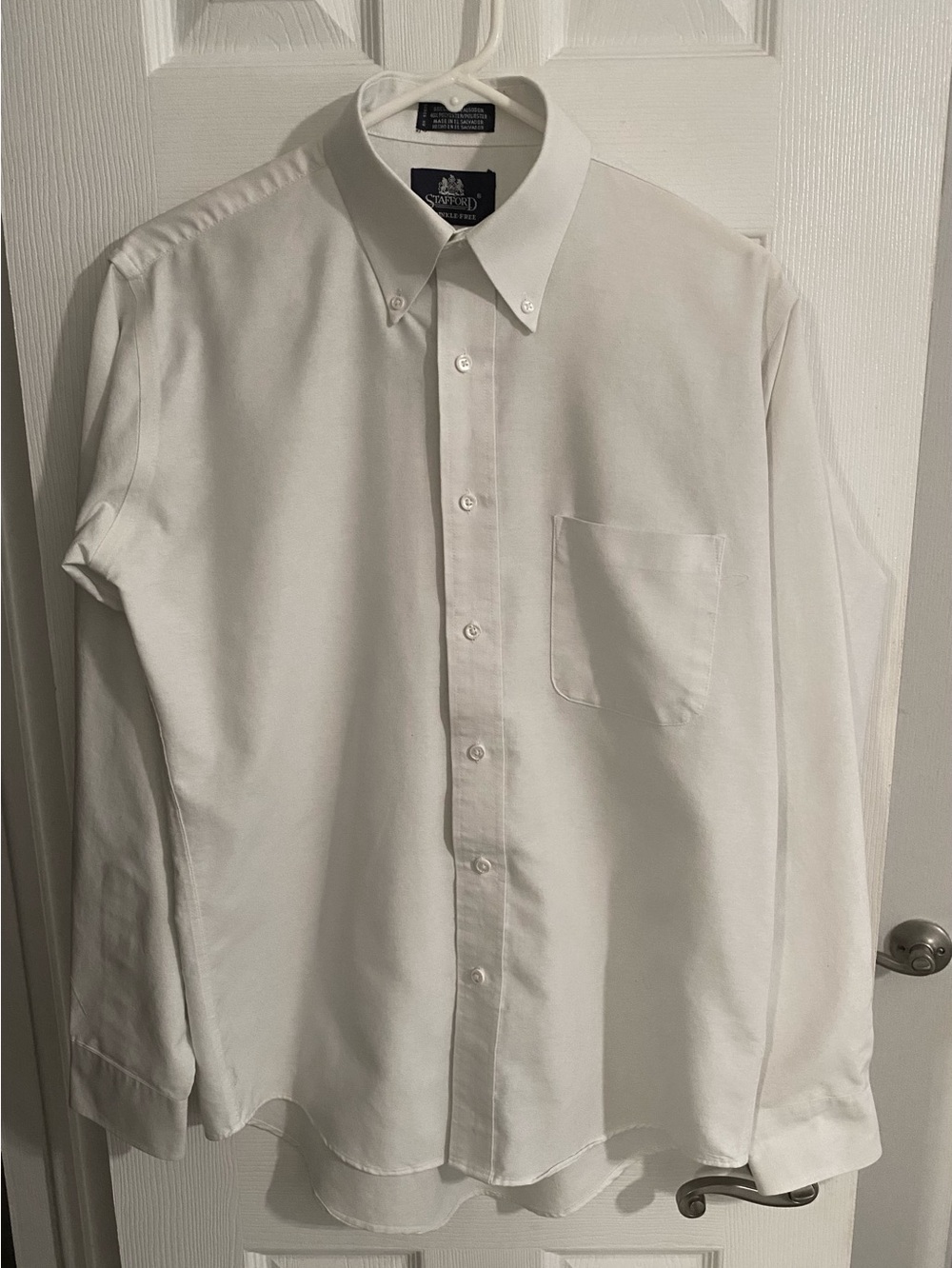 Stafford Wrinkle-Free White Dress Shirt Mens Size 15 33 Long Sleeve.
Excellent.